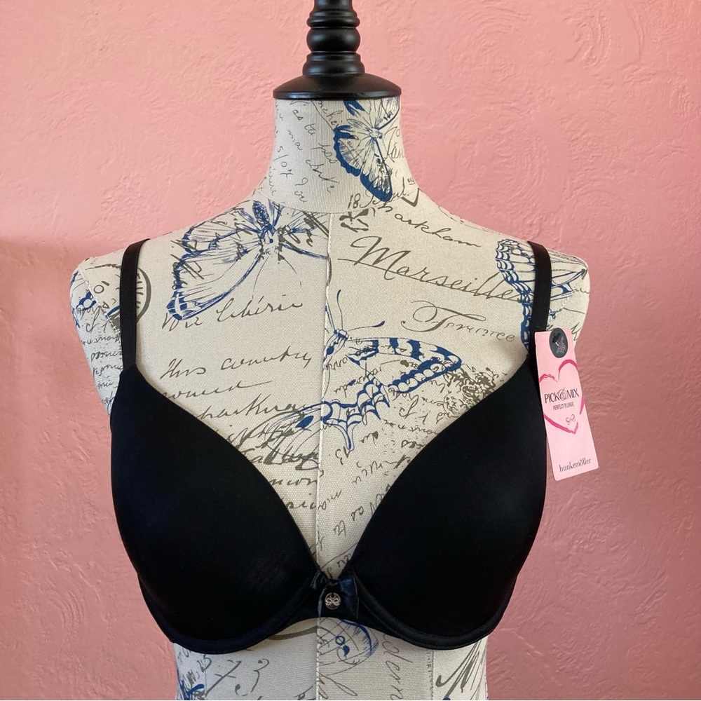 Hunkemoller Plunge Padded Underwire Bra - Black 32DD/E